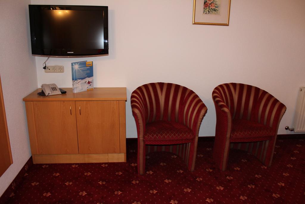 Hotel Hoellroah Kappl  Habitación foto